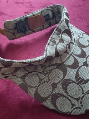 Coach Signature Canvas Visor in Brown/Tan